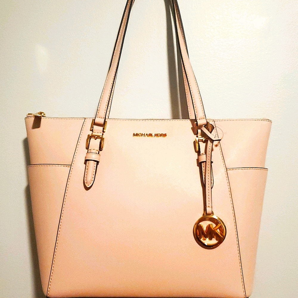 New/Unused Michael Kors Pink Purse